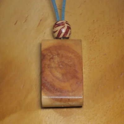 Handgefertigter Anhänger Nr. 29